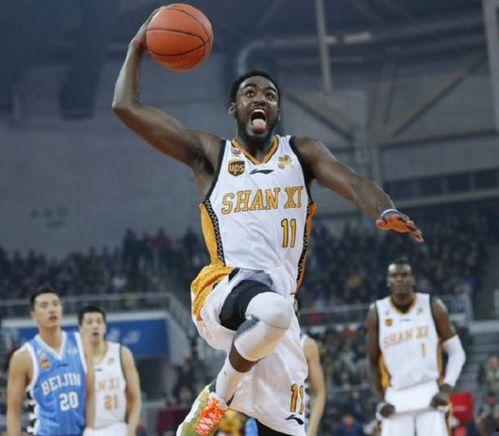 CBA季前赛 山西vs深圳,山西队迎战深圳队，激战正酣！